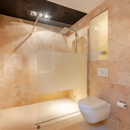 Stilhaus 370qm 1 Bis 8 Erw Und 2 Kids Zentral P Casa vacanze *