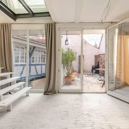 Stilhaus 370qm 1 Bis 8 Erw Und 2 Kids Zentral P Königsbach-Stein