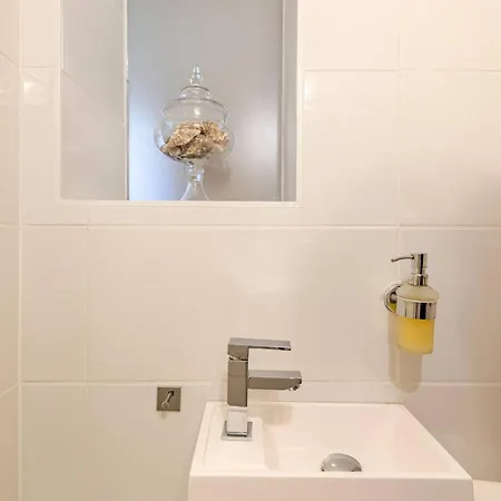 Stilhaus 370qm 1 Bis 8 Erw Und 2 Kids Zentral P Königsbach-Stein